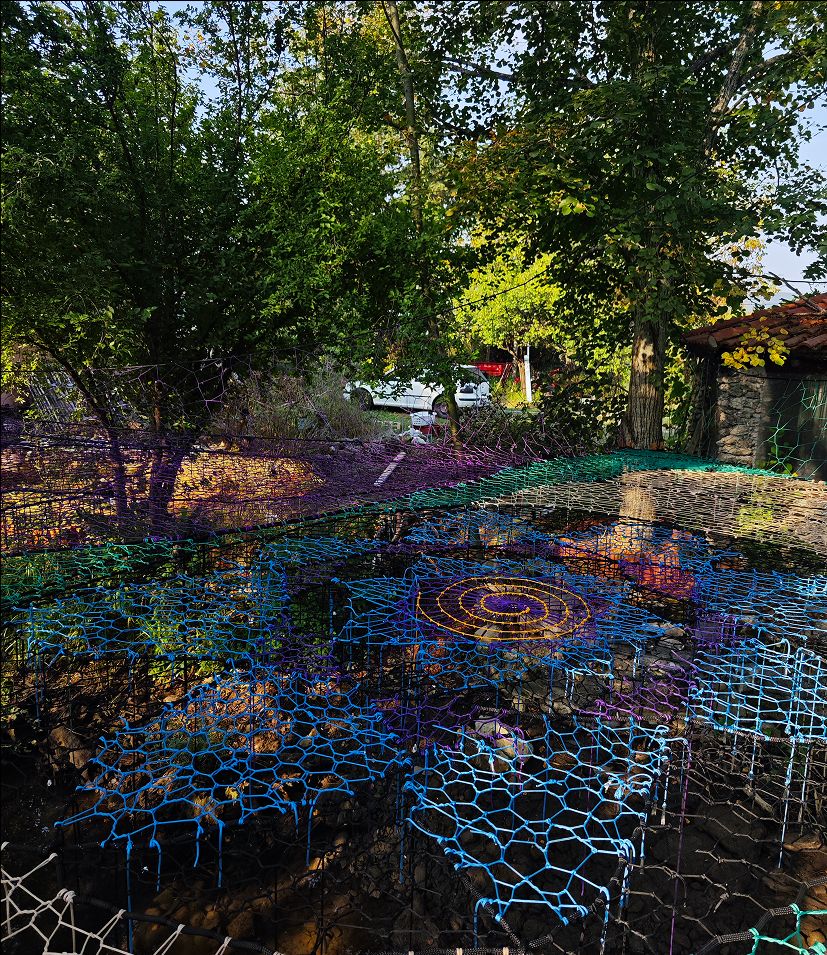 Adrenaline Tree Net system in Deringaj - people enjoying the net