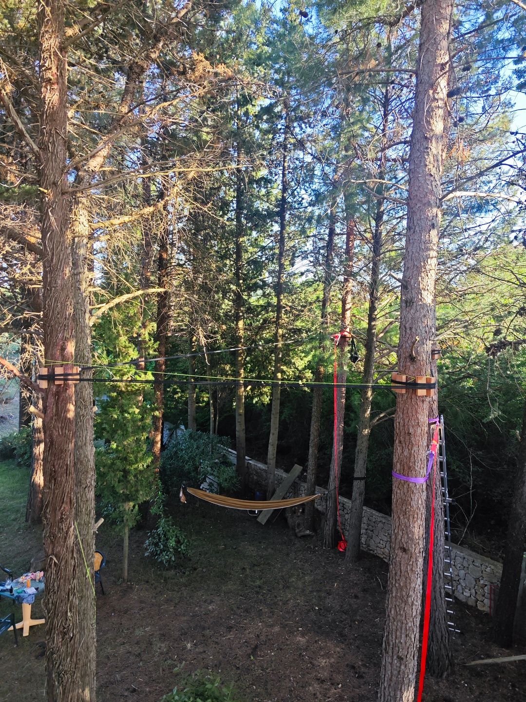 Prva Tree Net mreža u Hrvatskoj u delanijau - osoba koja se odmara u mreži